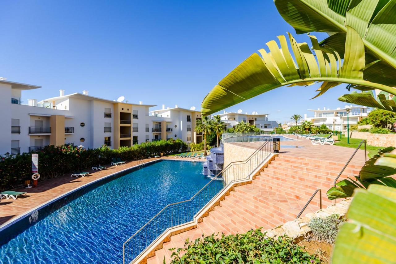 Bnb Homes Ocean View Apartment With Sunbathing Terrace, 2 Swimming Pools & Tennis Court Albufeira Esterno foto