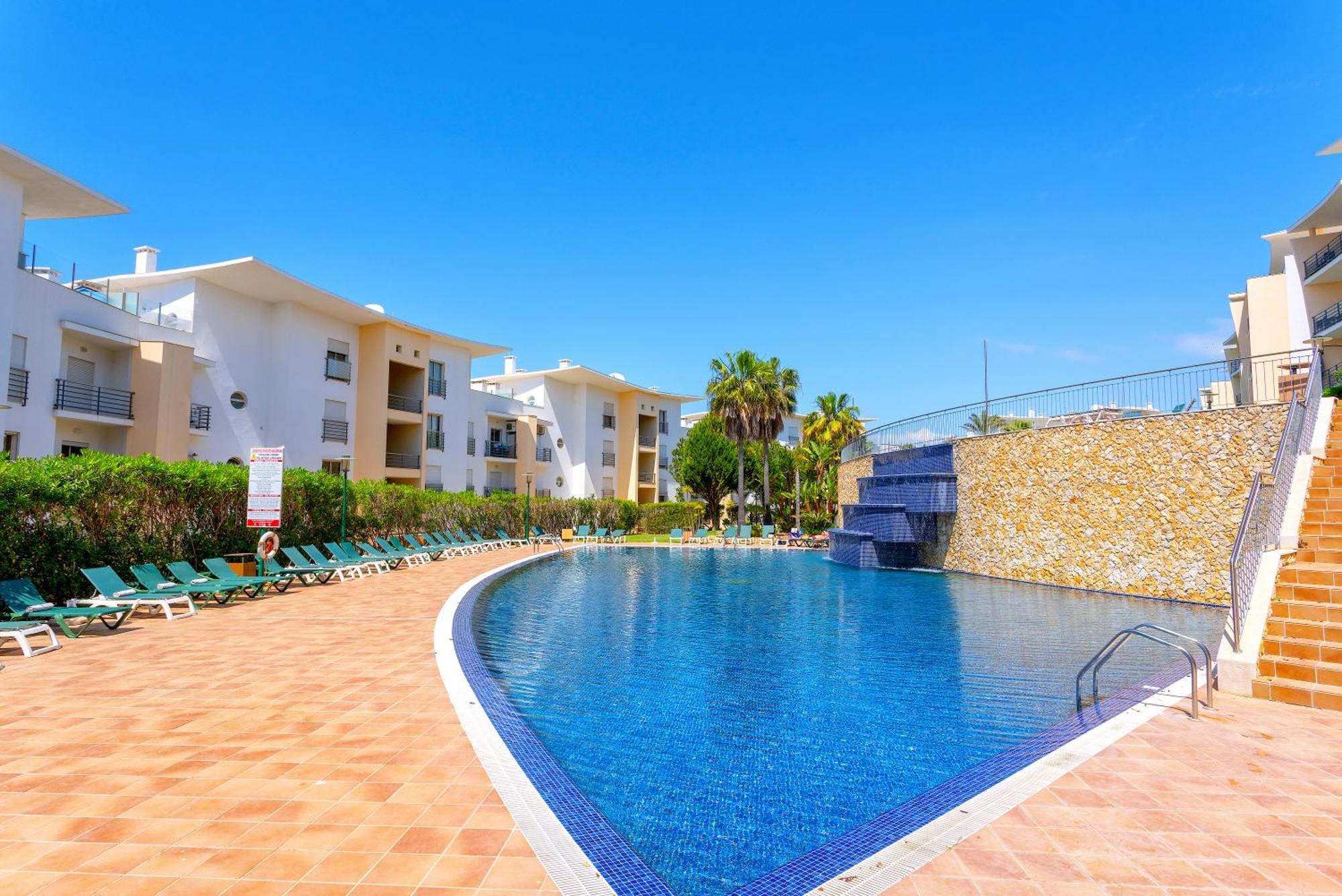 Bnb Homes Ocean View Apartment With Sunbathing Terrace, 2 Swimming Pools & Tennis Court Albufeira Esterno foto